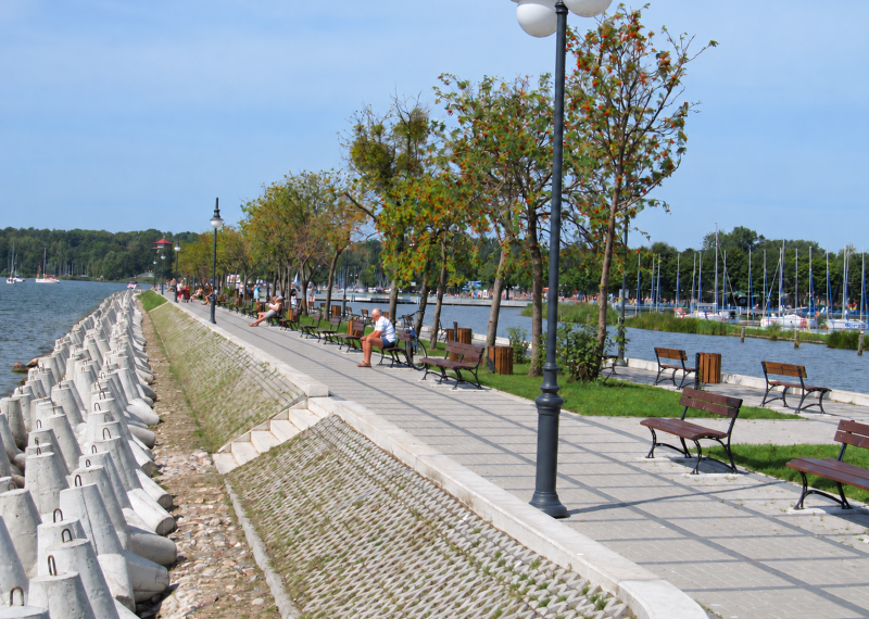 promenadanadjezioremzmarina