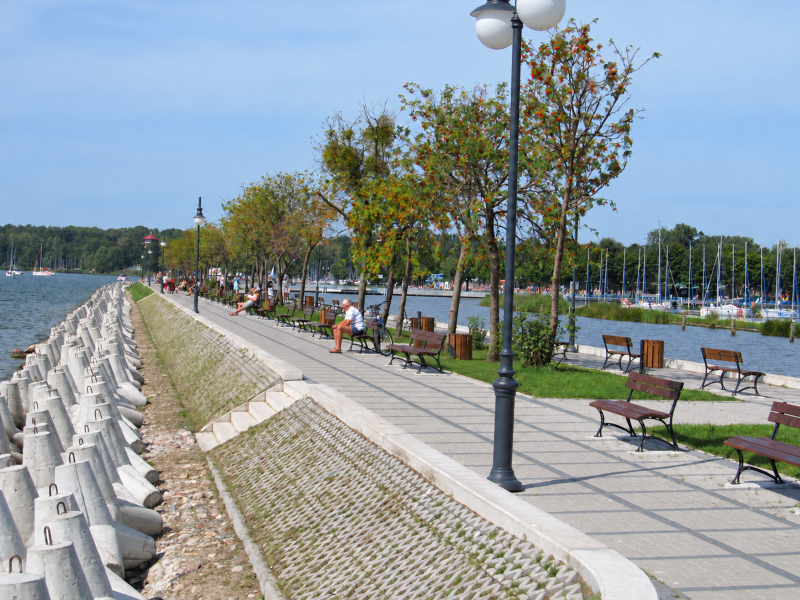 promenadanadjezioremzmarina
